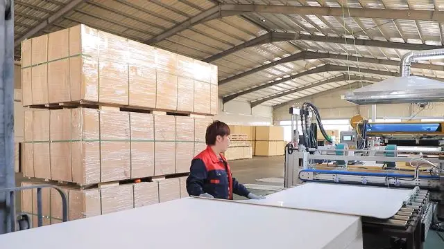 Shanghai Zhuokang Wood Industry Co., Ltd. Bamboo Charcoal Wood Veneer