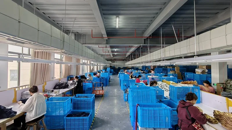 Yiwu Ruidong Clothing Co., Ltd. Balaclava