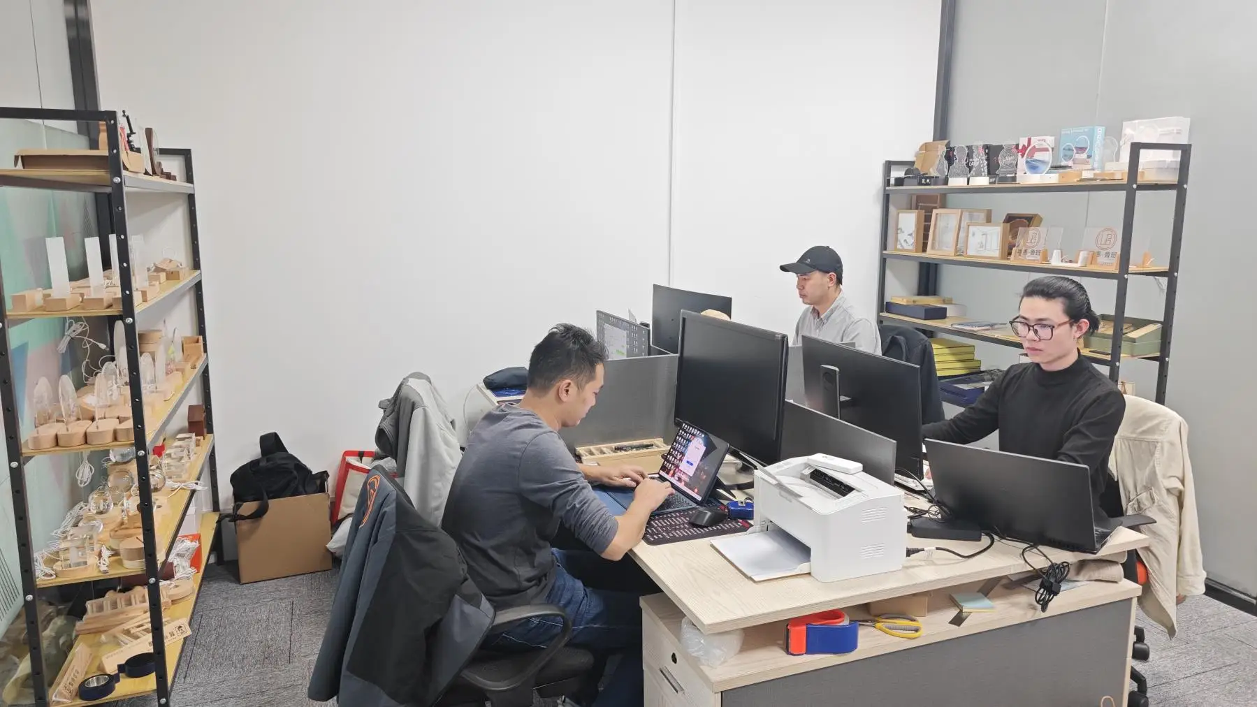 Yuehui Luban (Shenzhen) Trading Co., LTD Acrylic Light Base
