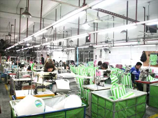 Dongguan Xinhui Accessories Co., Ltd. Cosmetic Bag