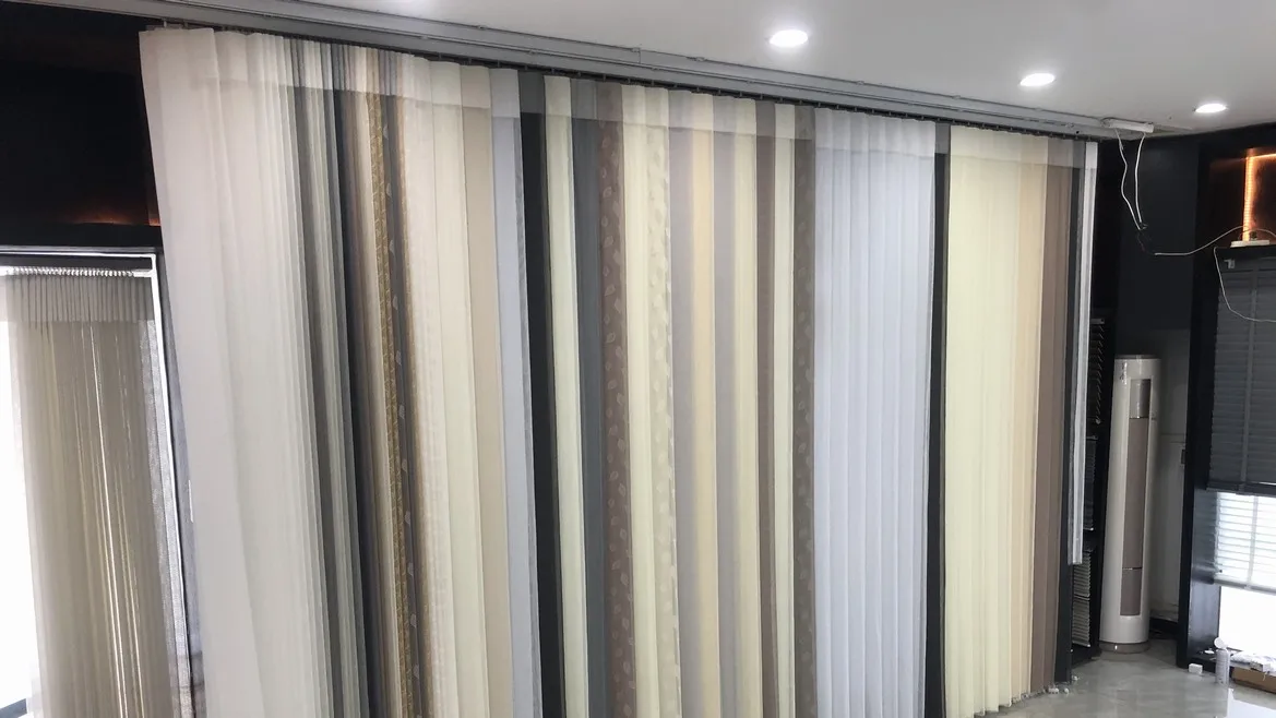 Guangdong Luxury Century Decorative Material Co., Ltd. Curtain Track