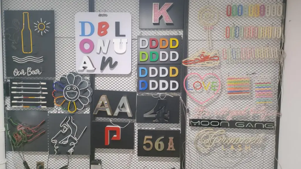Henan Luck Trading Company Ltd. LED Signage