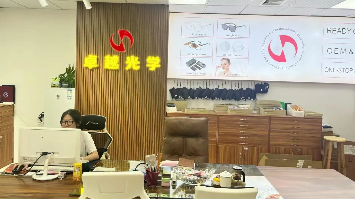 Guangzhou Excellence Optical Technology Co., Ltd. Sunglasses