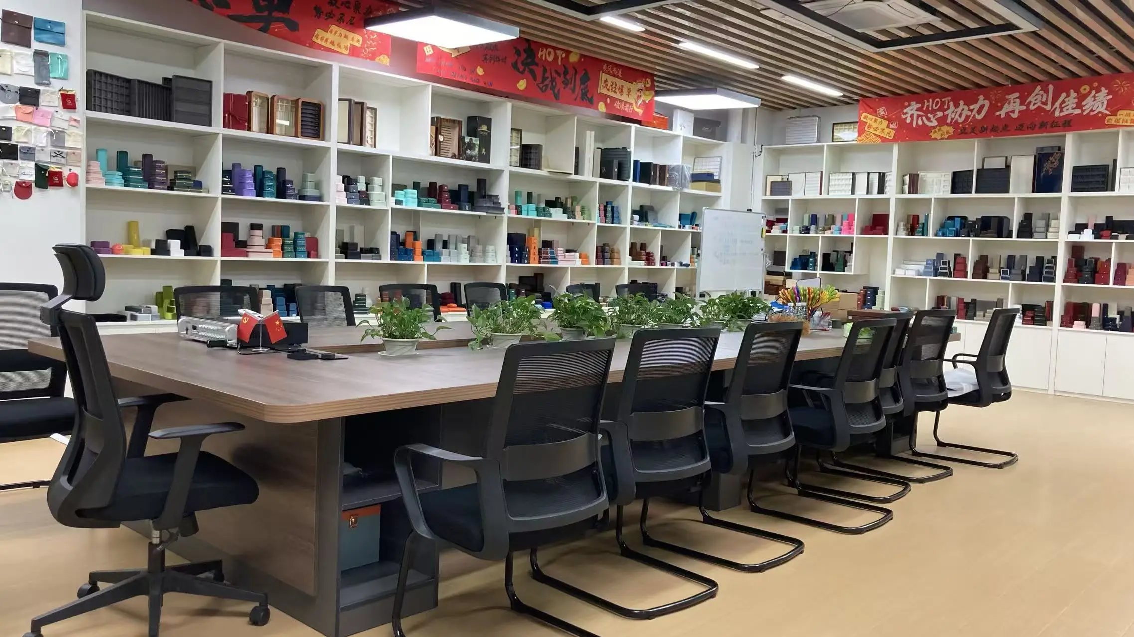 Shenzhen Shenfutai Design Packaging Co., Ltd. factory image 3