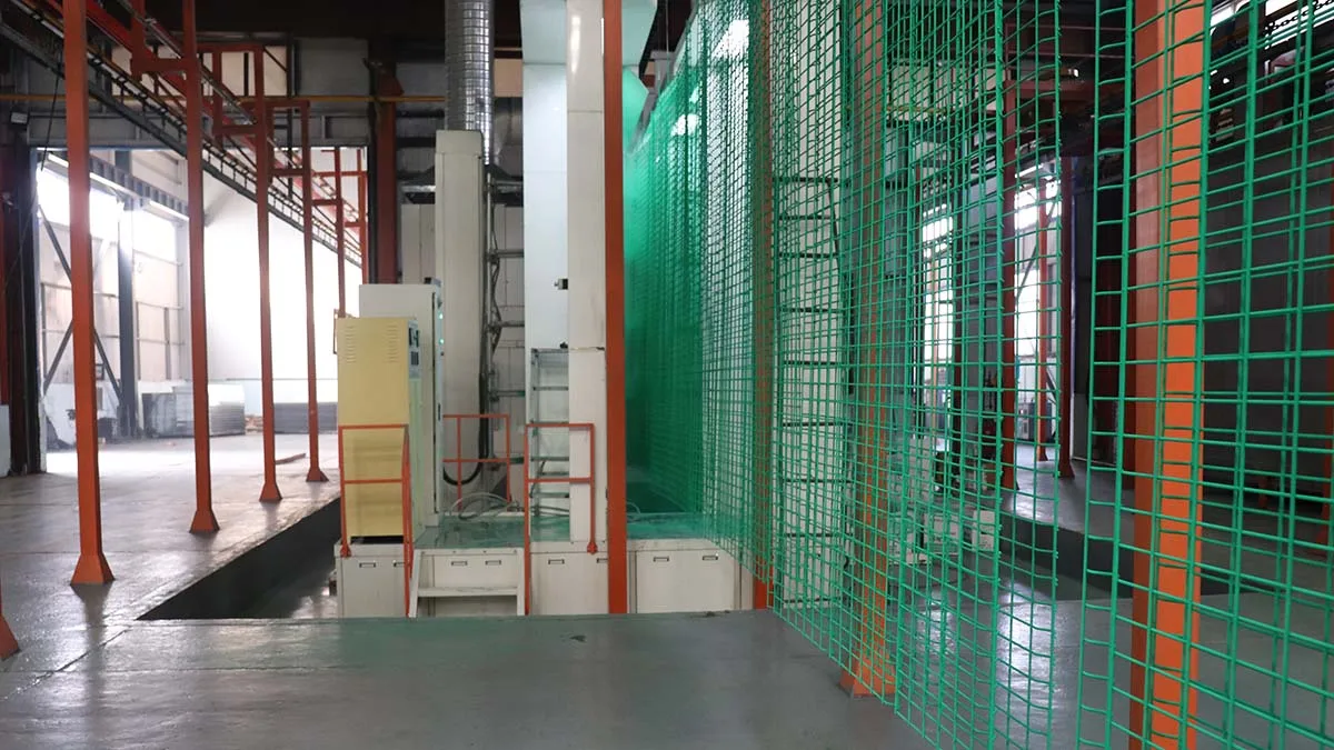Anping County Hua Guang Wire Mesh Production Co., Ltd Chain Link Fence