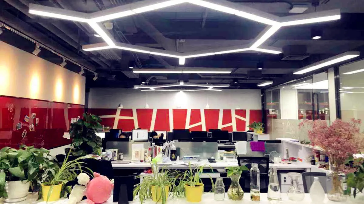 Shenzhen Yucheng Electronics Co., Ltd. factory image 2