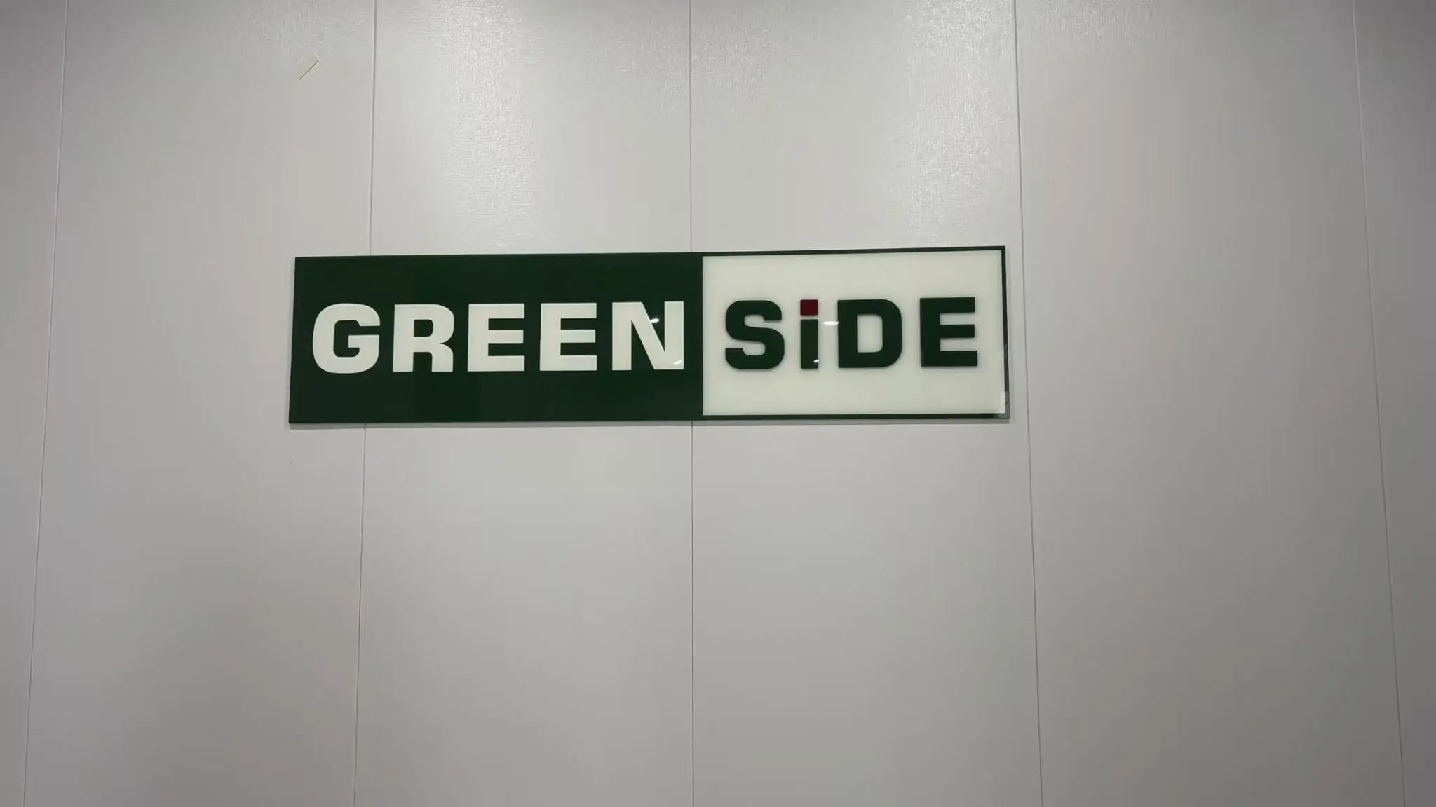 Taizhou Greenside Co., Ltd. Plastic Hangers