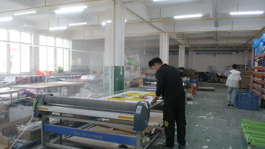 Wuhan Makegoods Co., Ltd. Beach Flags