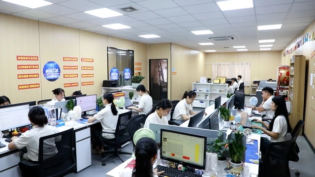 Guangzhou Chengfeng Brother Industrial Co., Ltd. Whiskey Glass