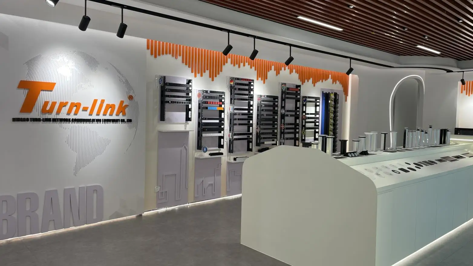 Ningbo Turn-Link Network Communication Equipment Co., Ltd. factory image 6