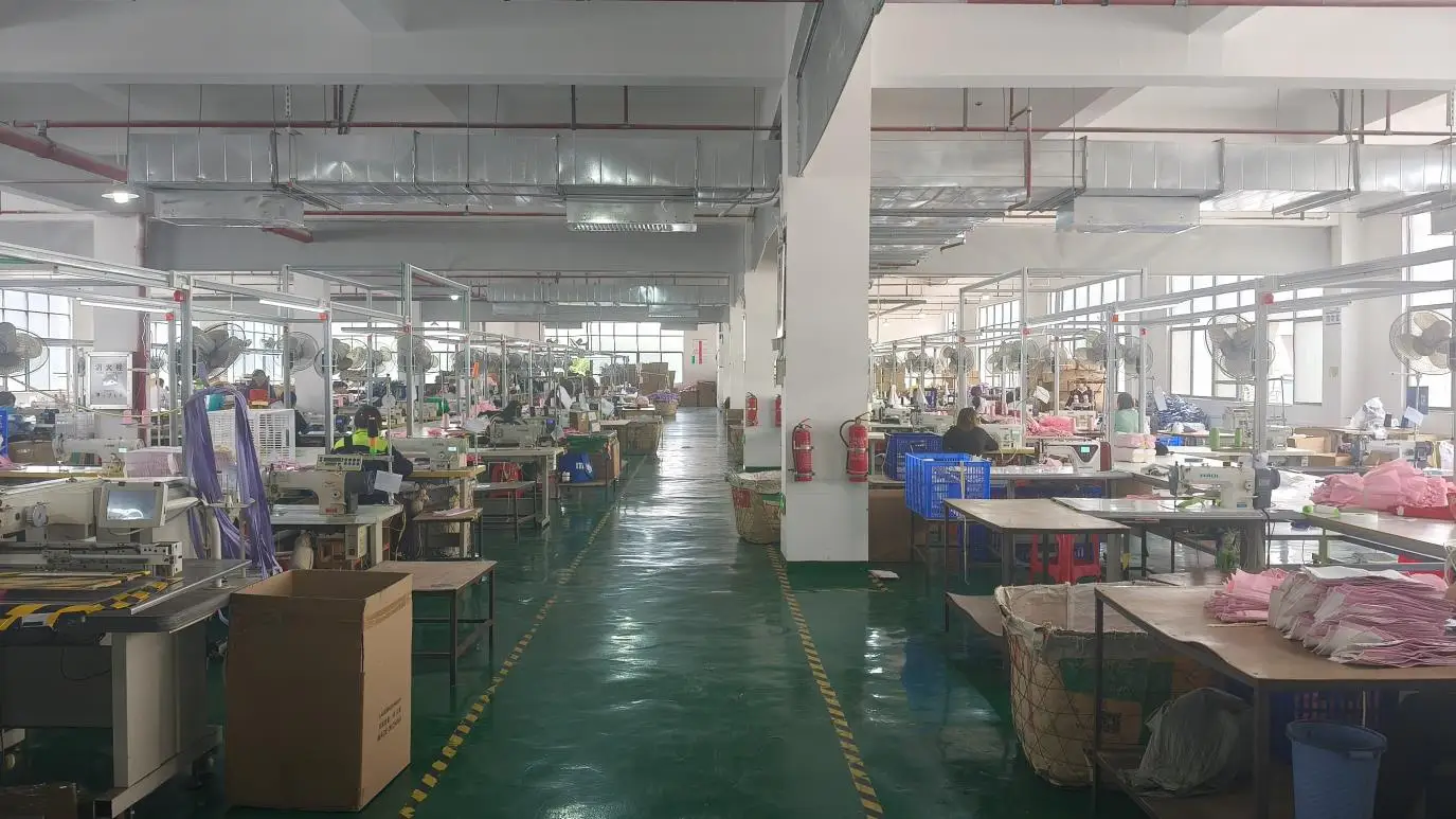 Jiangxi Fly Bag Manufacturing Co., Ltd. Cosmetic Bags
