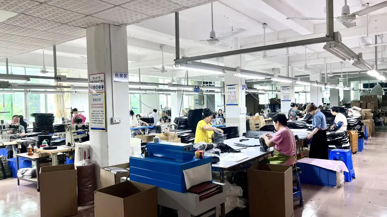 Shenzhen Lifun Bags And Gifts Co., Ltd. Shopping Bags