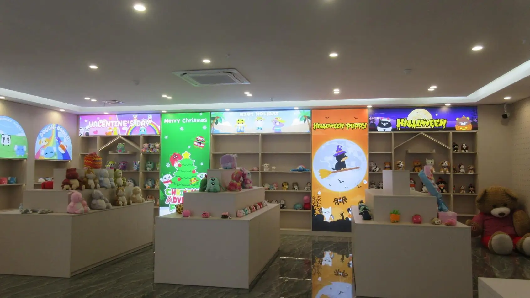 Dongguan Jun Ou Toys Co., Ltd. Stuffed Animals