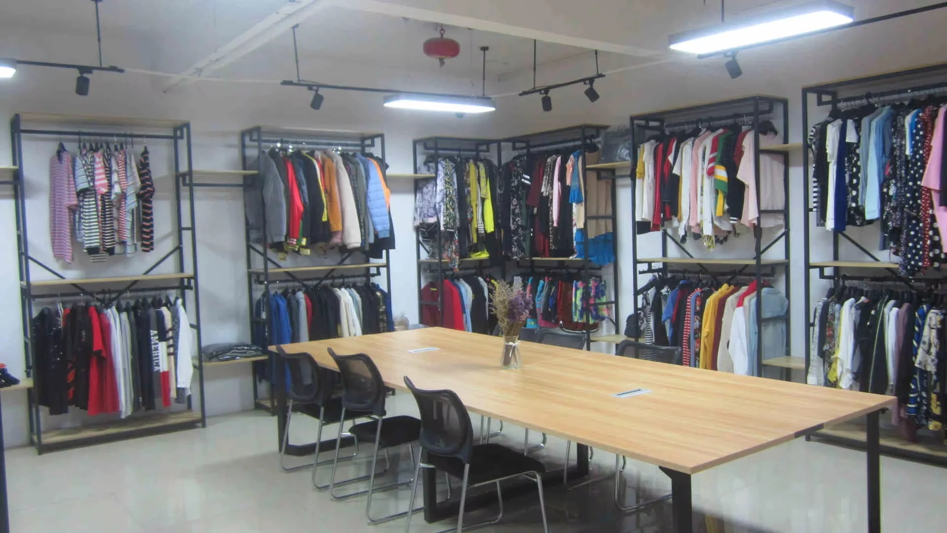 Dongguan City Theshow Garment Co., Ltd. Jackets