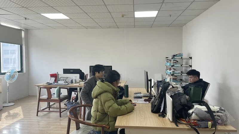 Yiwu Dingchao Clothing Co., Ltd. Casual Pants