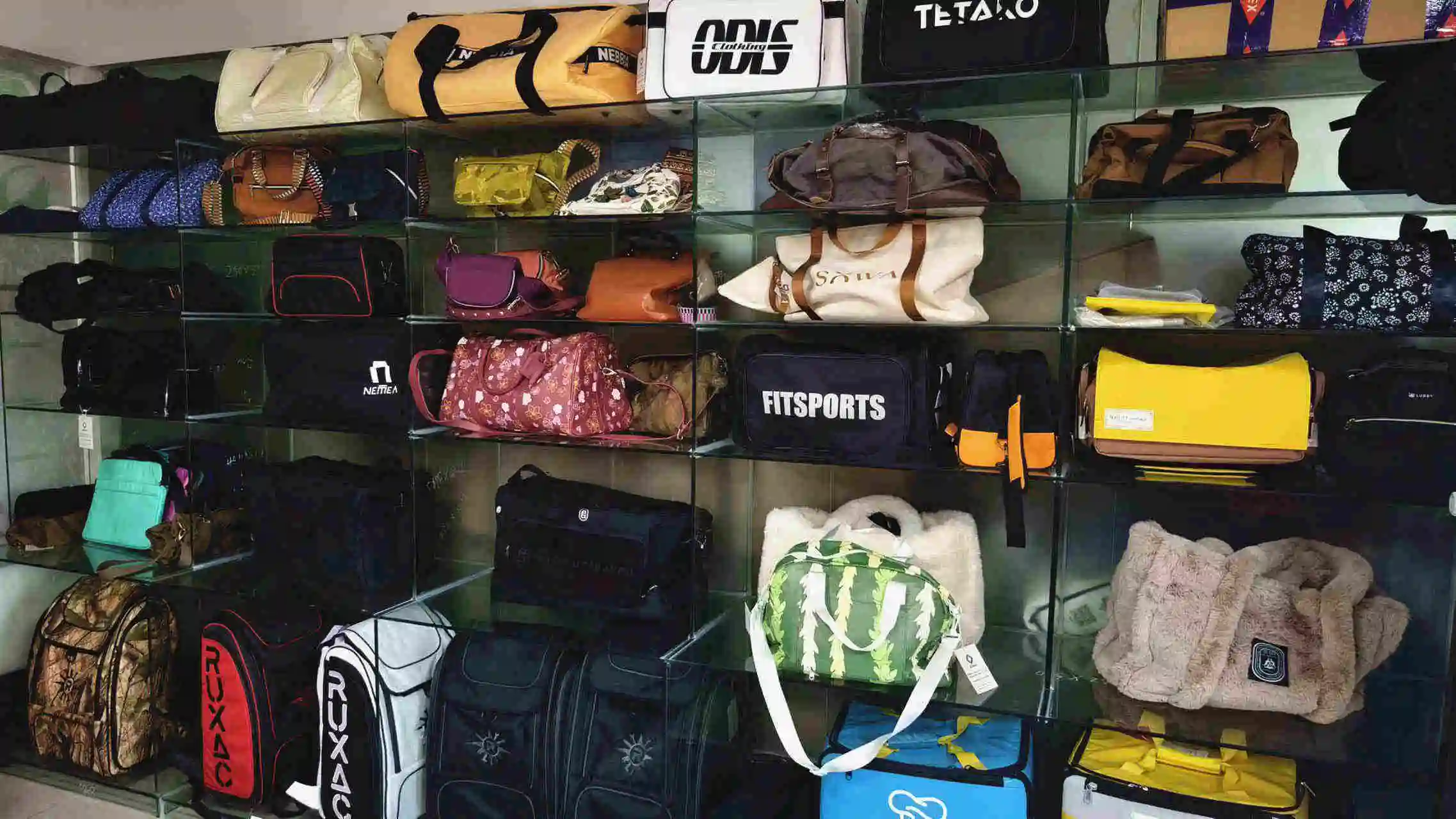Shenzhen Allwin Gifts Limited Cosmetic Bag