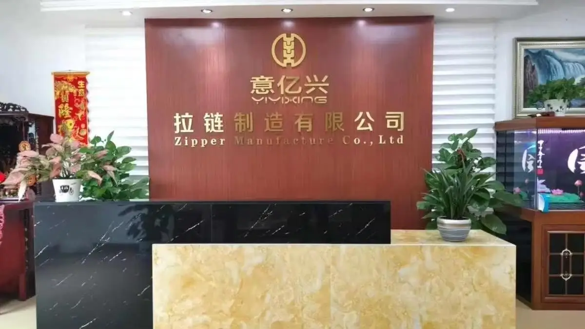 Shenzhen Yiyixing Zipper Manufacture Co., Ltd Metal Zipper