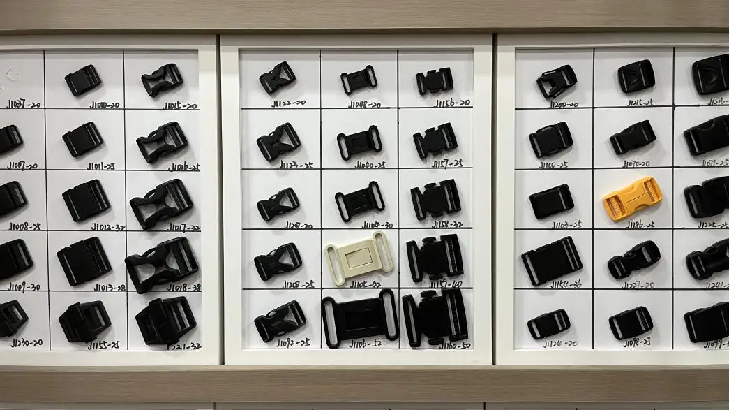 Quanzhou Jiuyuan Hardware Products Co., Ltd. Metal Buckle