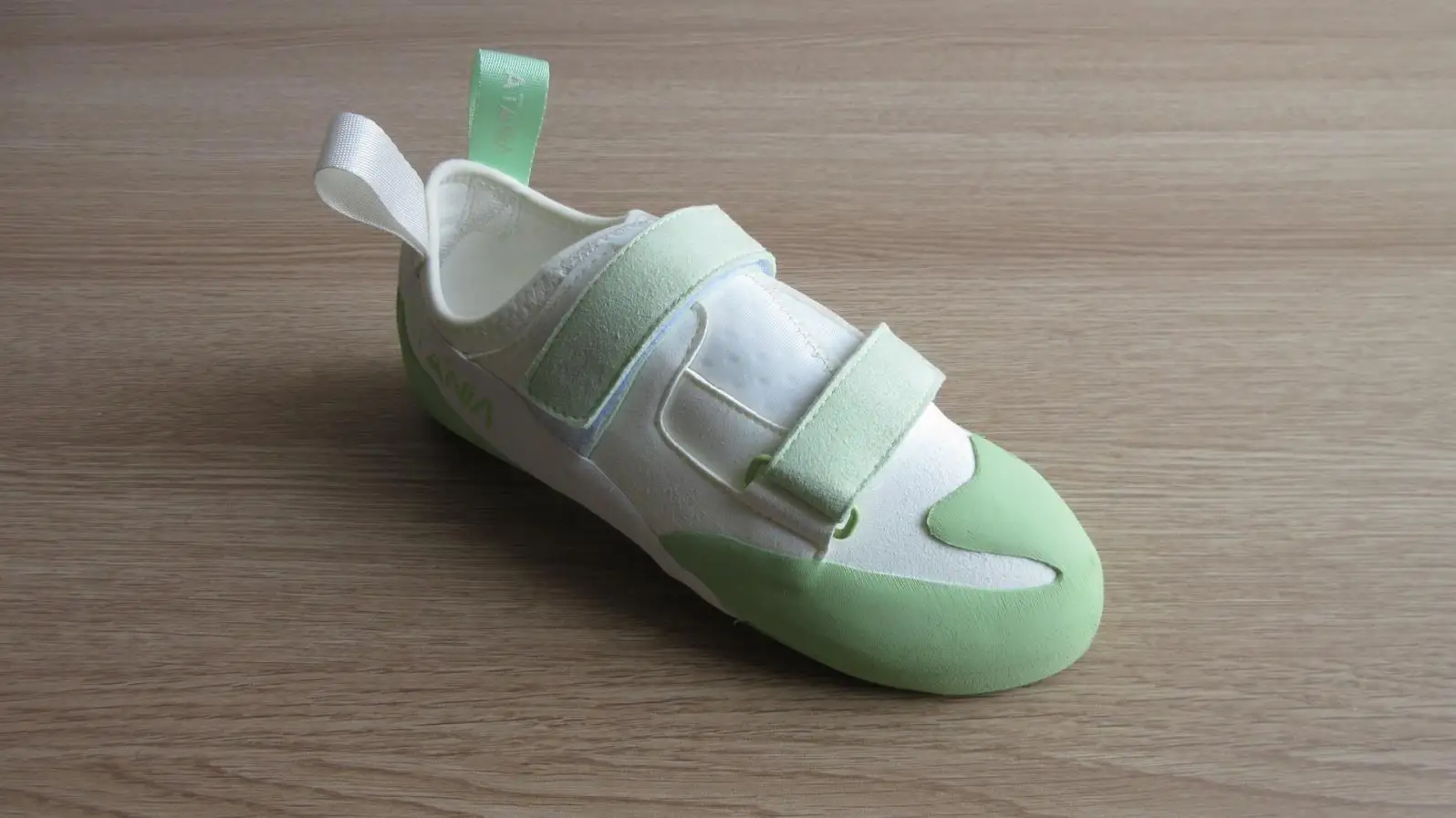 Xiamen Jieruixin Trading Co., Ltd. Outdoor Shoes