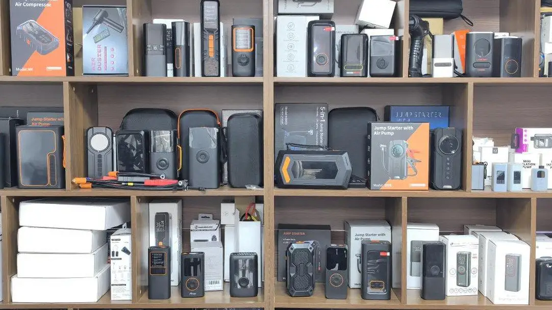 Langwei Technology (ningbo) Co., Ltd. Wireless Charger