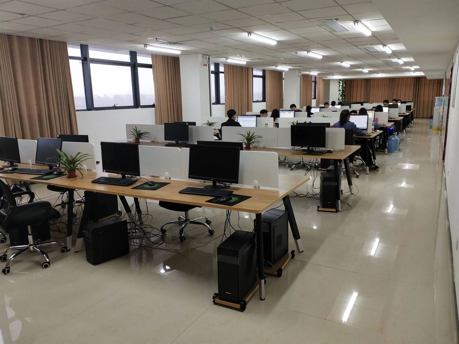 Jiaxing Heshuo Advertising Co., Ltd. advertising light box