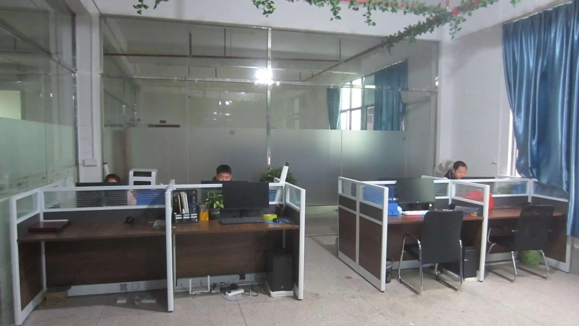 Jiangxi Guangshan Clothing Co., Ltd. Sweaters