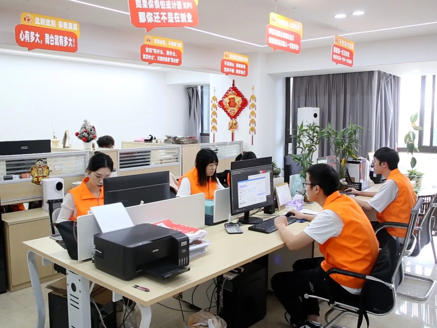 Fuzhou Bosirui International Trading Co., Ltd. Slides Slippers