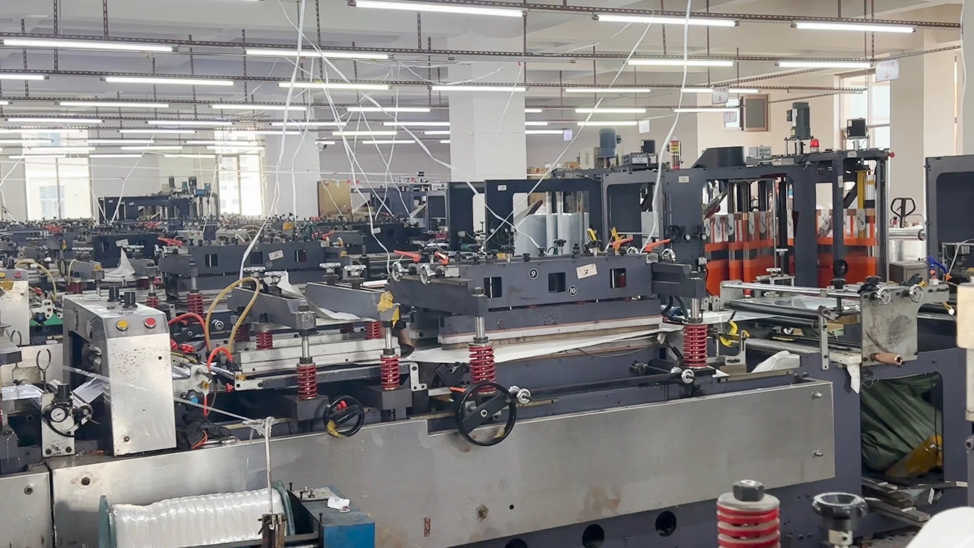 Shenzhen Oufade Electronics Co., Ltd. factory image 4