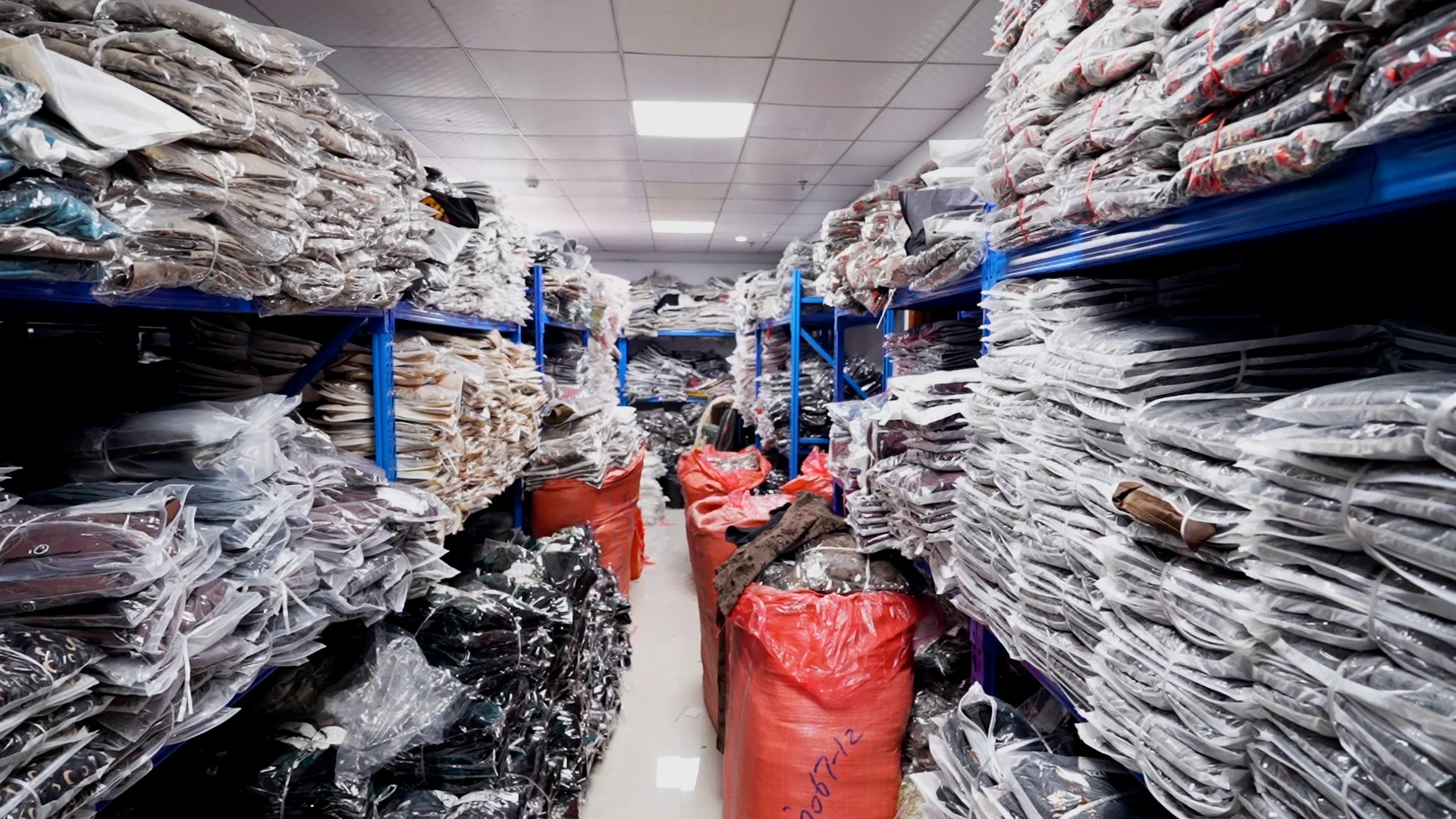 Guangzhou City Baiyun District Xinyueyi Garment Factory Hoodies