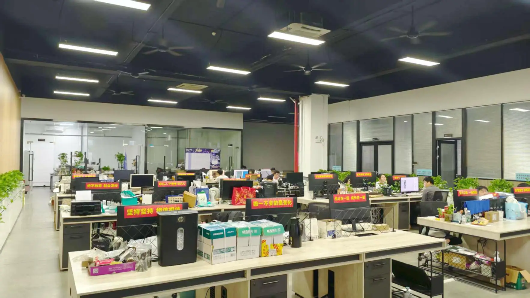 Cnus Tech (Guangdong) Co., Ltd. Commercial Aroma Diffusers