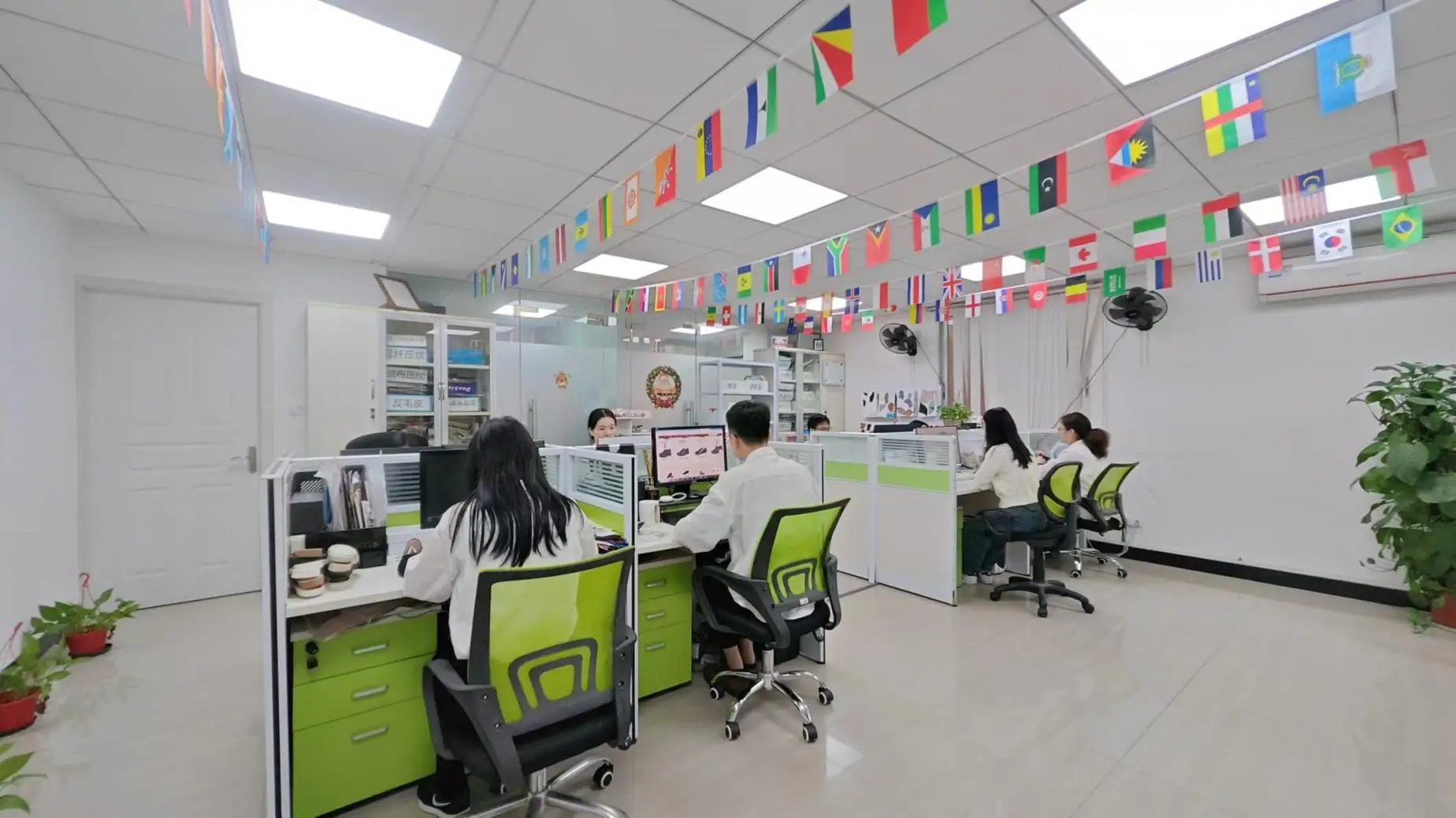 Choozii Guangzhou International Shoes Co., Ltd. School Shoes