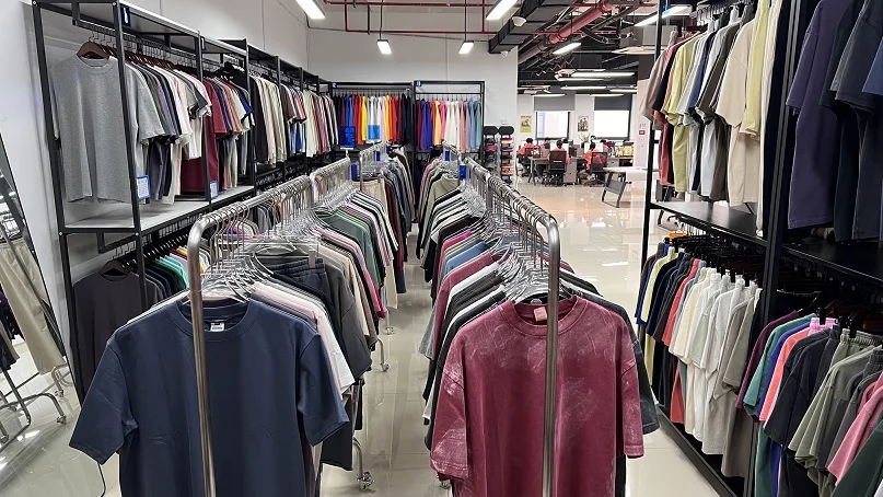 Yiwu Biusee Import & Export Co., Ltd. Men's T-Shirts
