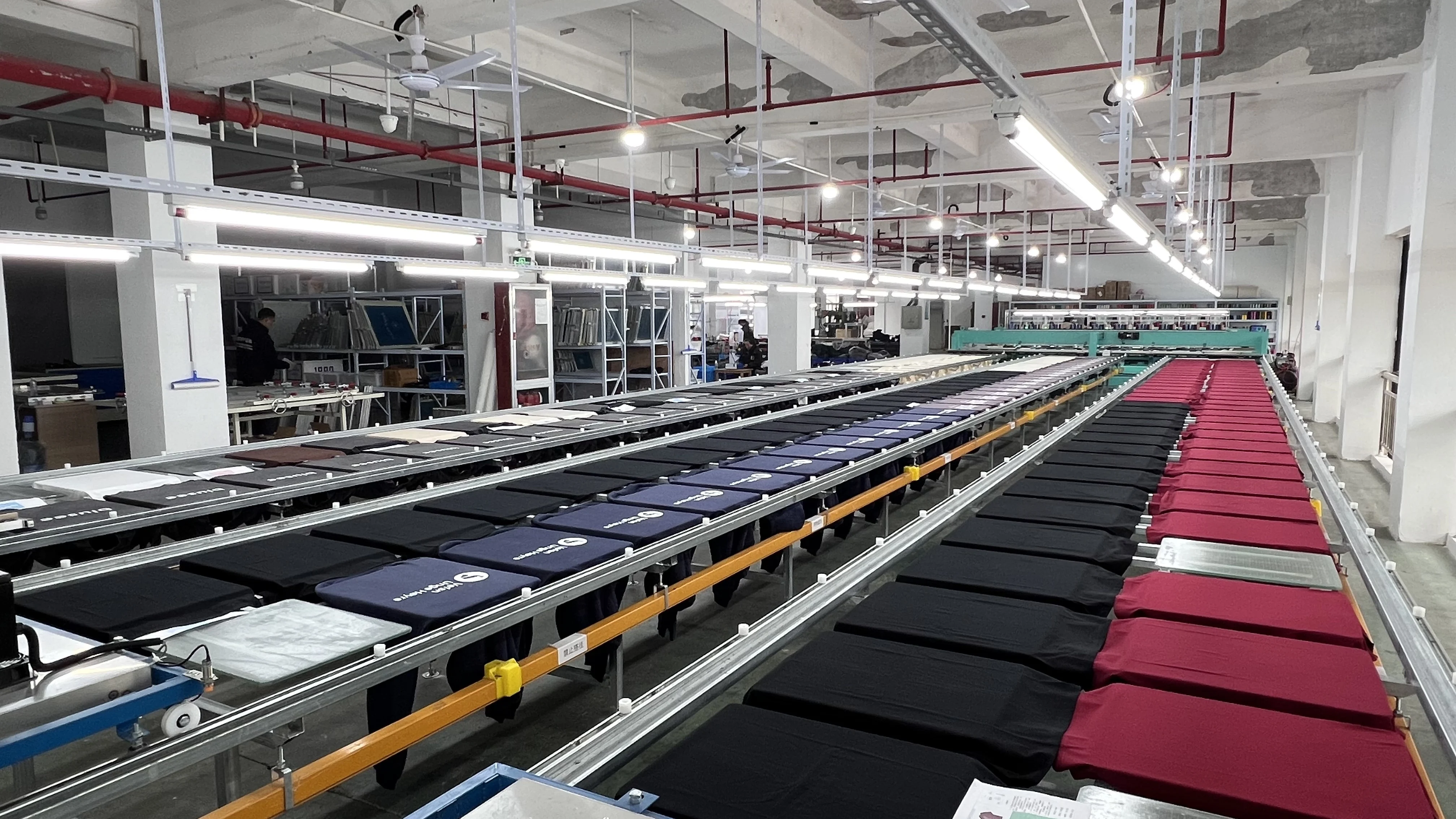 Yiwu Biusee Import & Export Co., Ltd. Men's Hoodies
