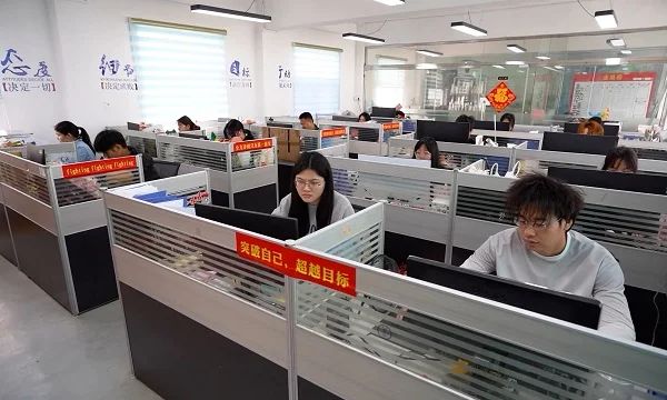 d59o142mbgfs73a72qtg.webp