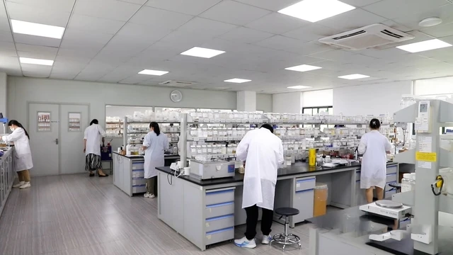 Shanghai Hexuanshu Industrial Co., Ltd. Lip Gloss