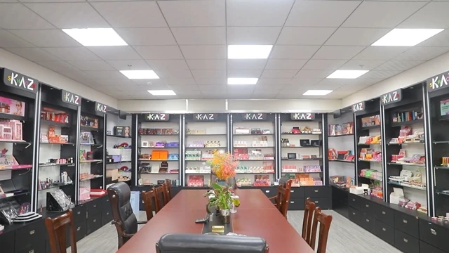Jinhua Kazshow Cosmetics Co., Ltd. Lipstick
