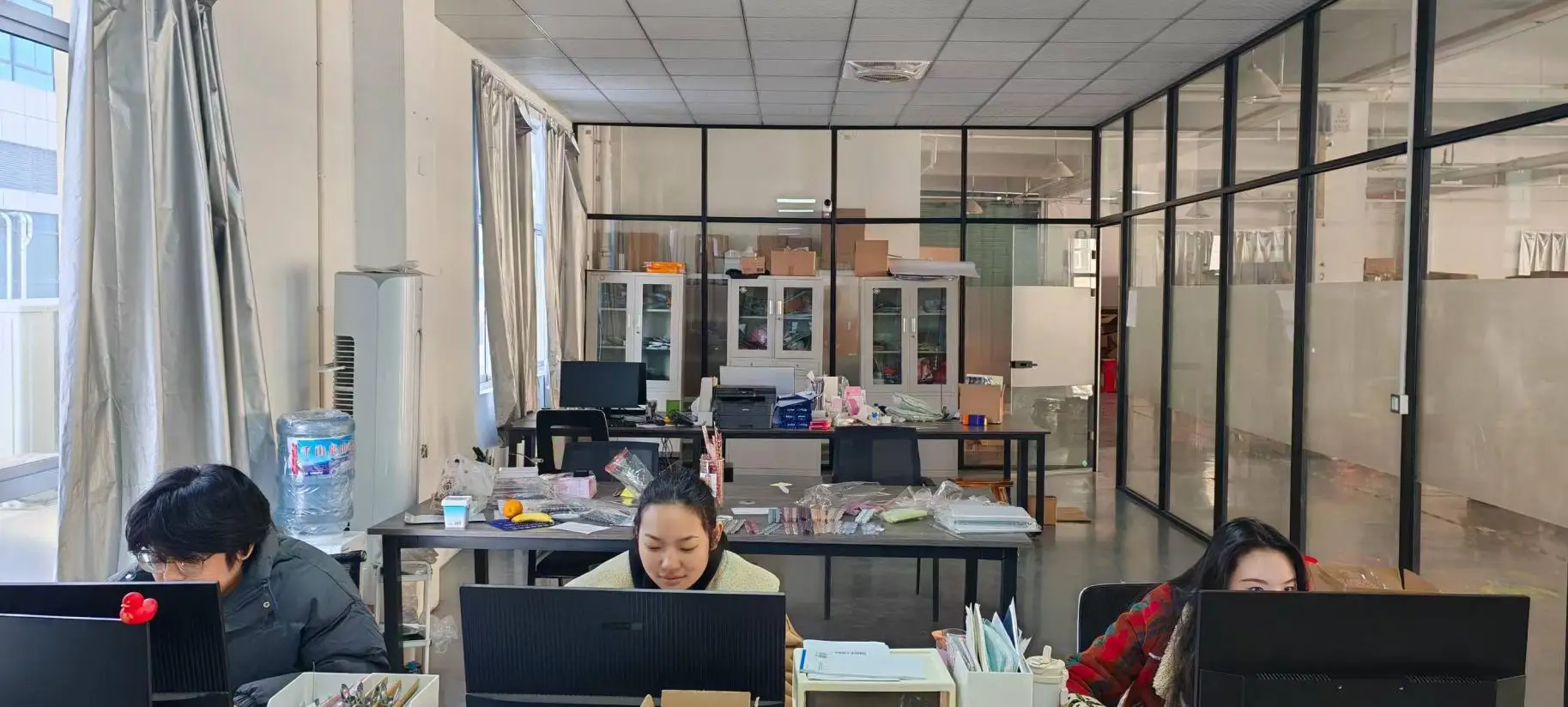 Yiwu Shanghao Crafts Co., Ltd. Press on Nails