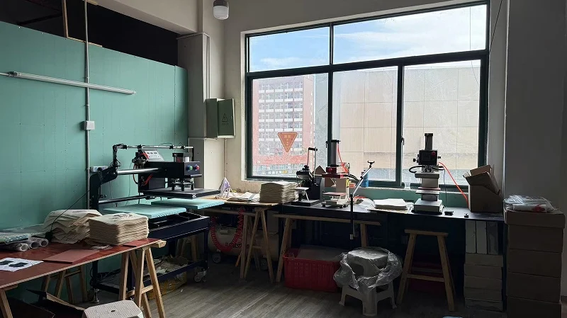 Yiwu Xinghui Hot Stamping Co., Ltd. UV DTF
