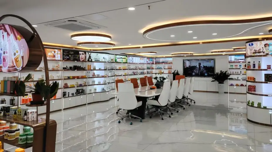 Shantou S.E.Z. Baojie Industry Co., Ltd. Face Serum
