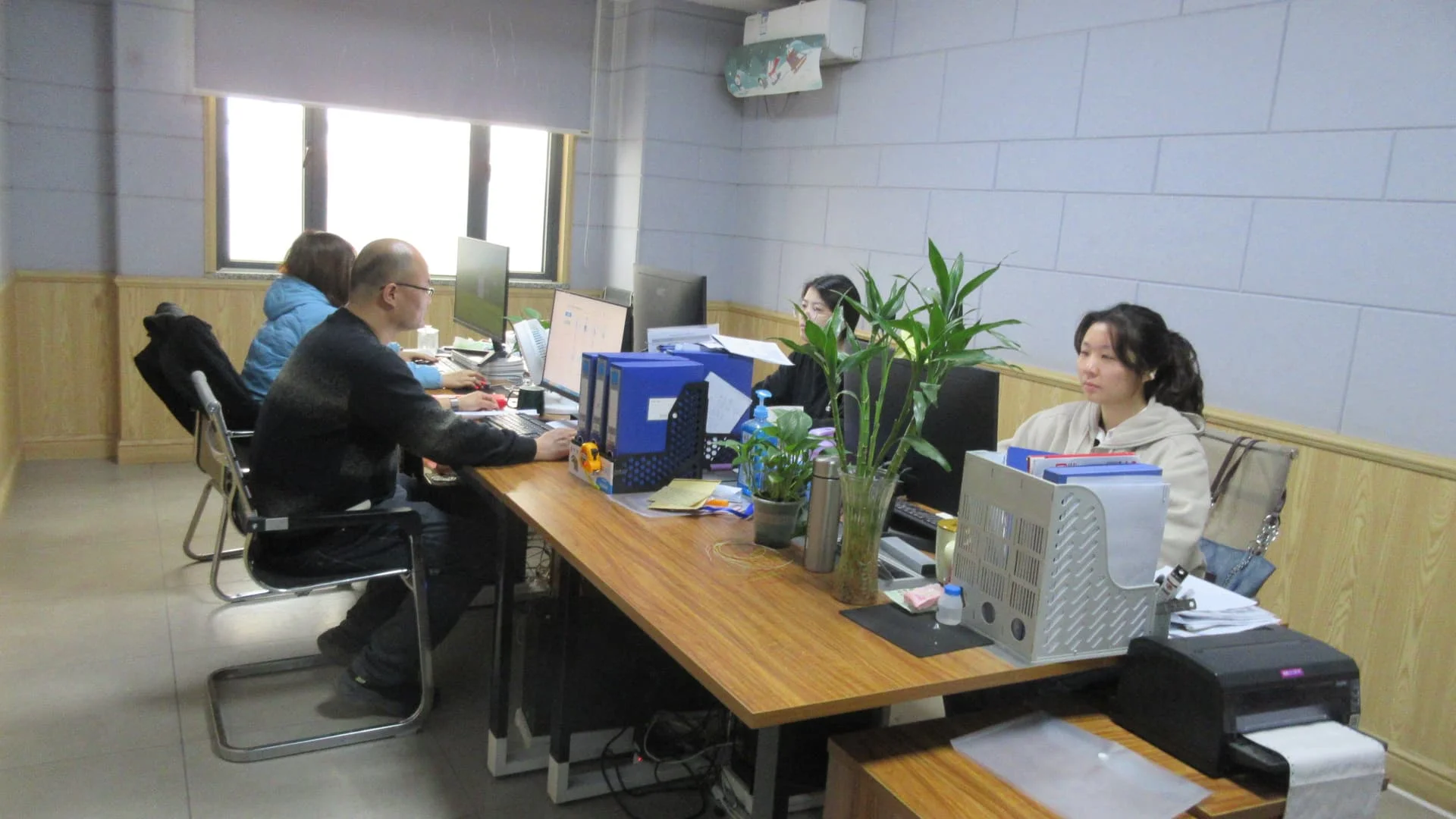 Fujian Rejohn Smart Solar Technology Co., Ltd. Solar Resin Statues