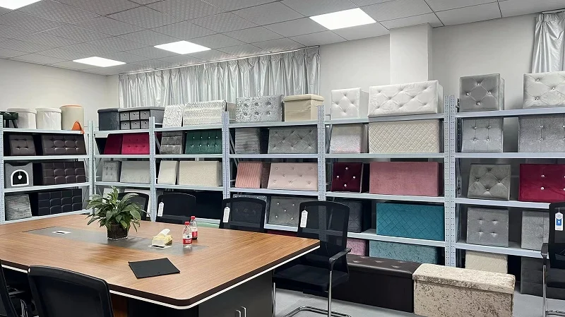 Yiwu Caishi Daily Necessities Co., Ltd. Storage Ottoman