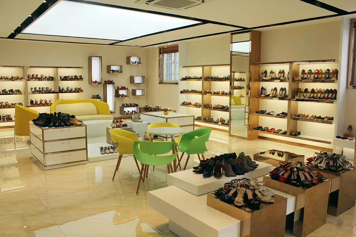 Guangzhou Shengtong Trading Co., Ltd. Sandals