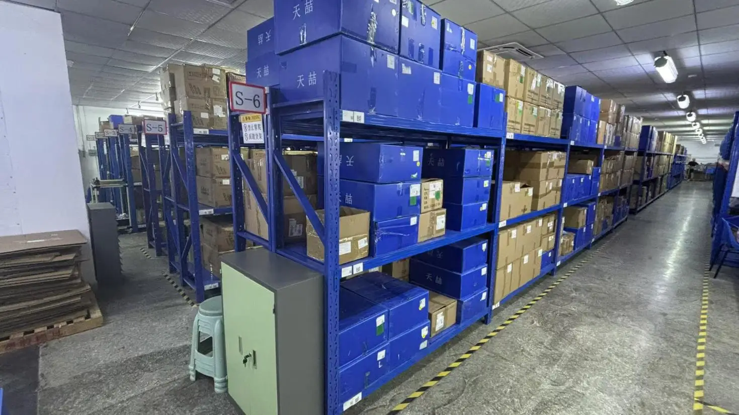 Shenzhen TIZE Technology Co., Ltd. factory image 6