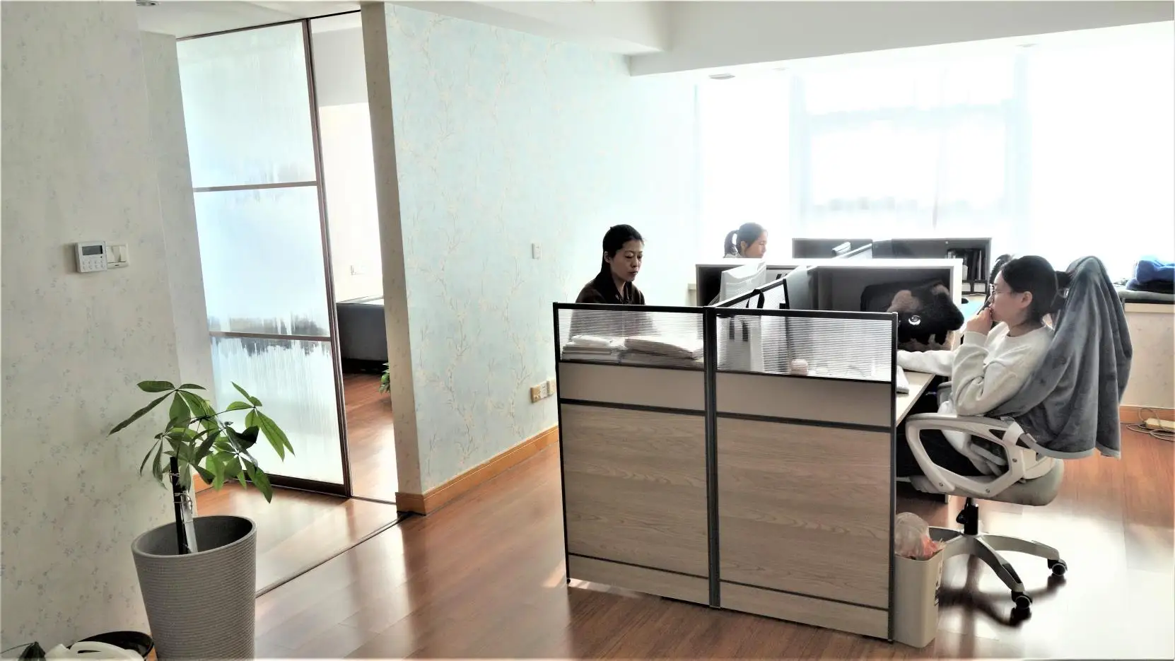 Dalian Ruisen Framing Co., Ltd. Picture Frame
