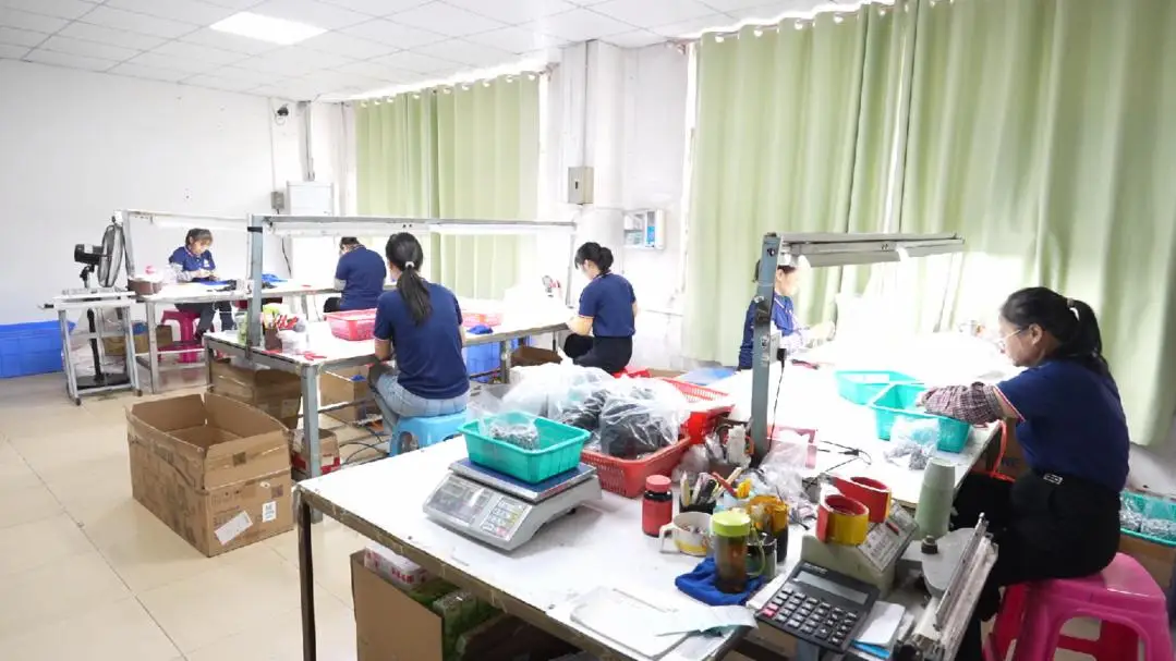 Dongguan Hongsen Silicone Products Co., Ltd. Silicone Baking Molds