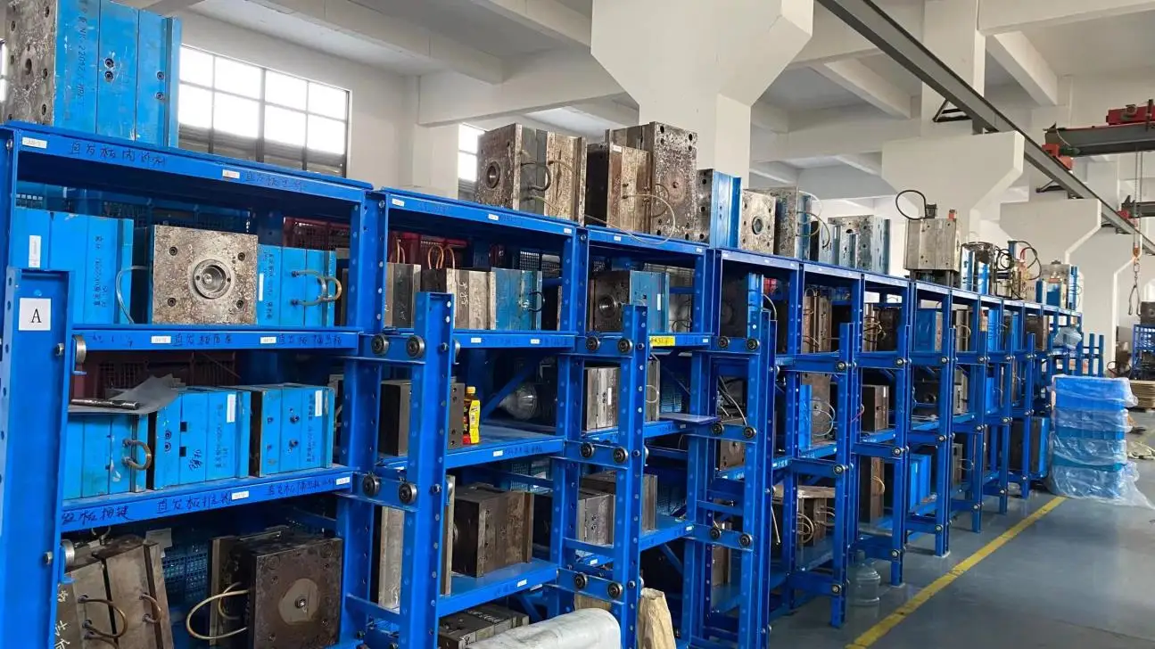 Cixi Meiteng Electrical Appliance Co., Ltd. Steam Iron