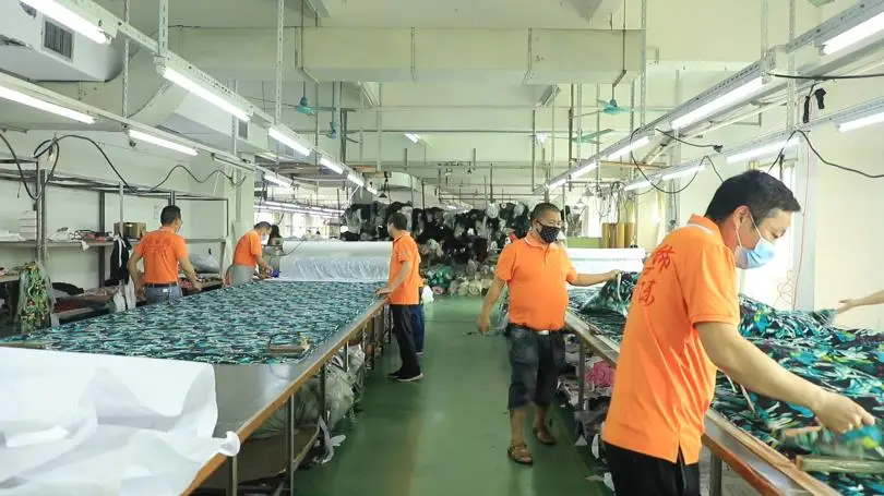 Dongguan Humen Yihao Clothing Co., Ltd. Hoodies