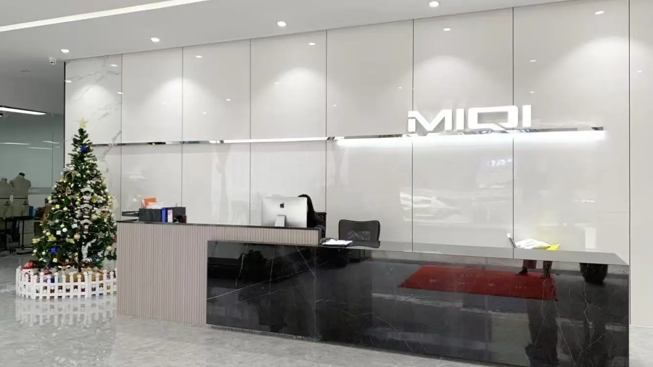 Guangzhou Miqi Apparel Co., Ltd. Sports Bras