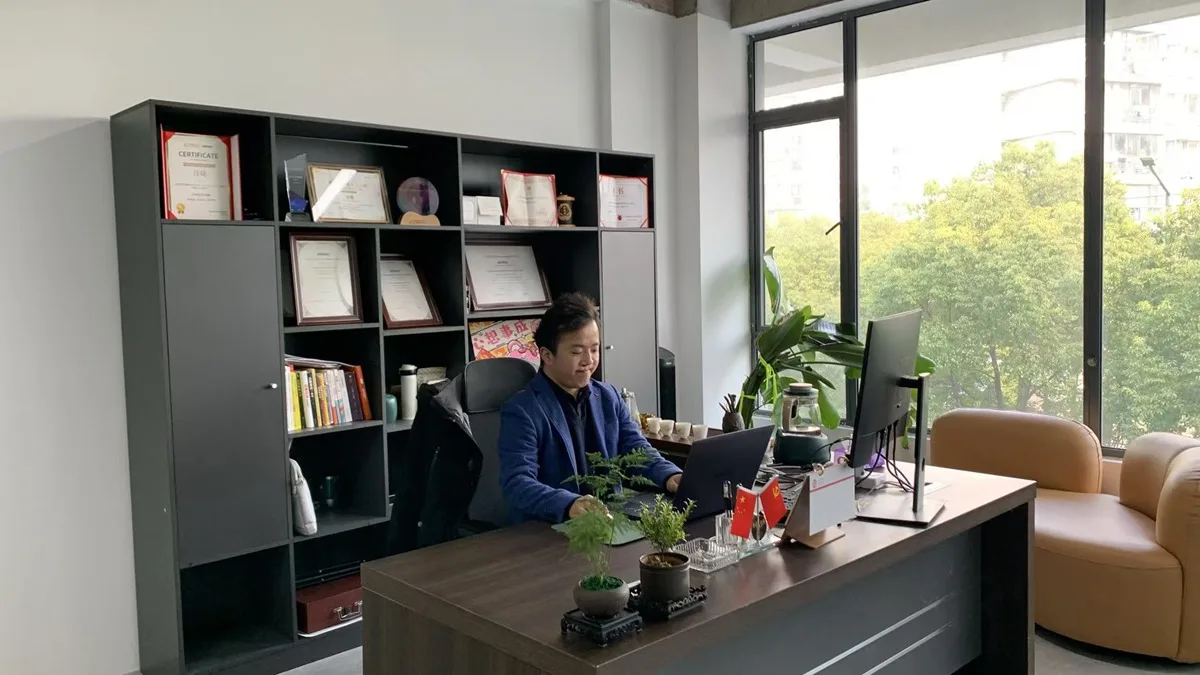 Suzhou Workwell Protective Co., Ltd. Chef Uniforms