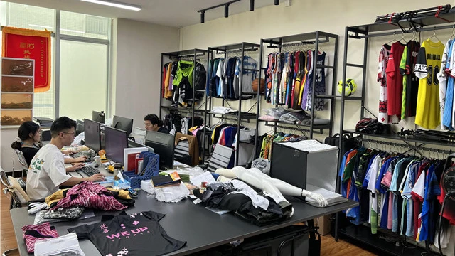 Guangzhou Tyrande Sportswear Co., Ltd. Football Jersey